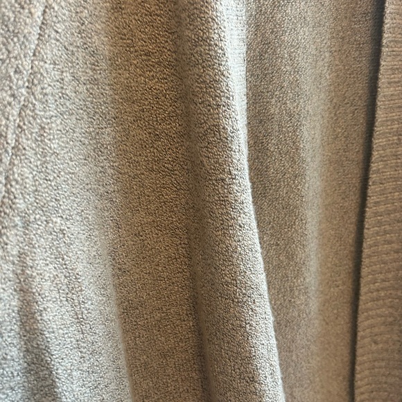 American Eagle One-Size Short-Sleeve Long Shawl-Style Sweater - Picture 3 of 9